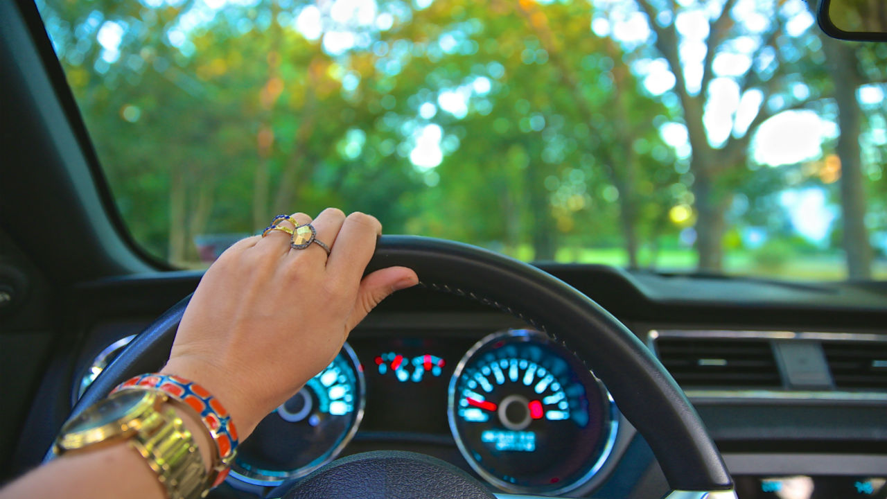 How to Drive Safely When You're Pregnant