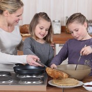 here are ways mothers can empower their daughters