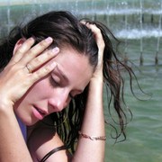 Summer Heat May Worsen MS Symptoms 