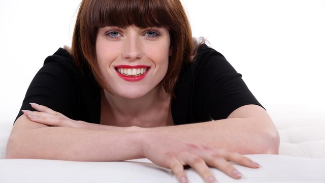 teeth whitening: pros and cons