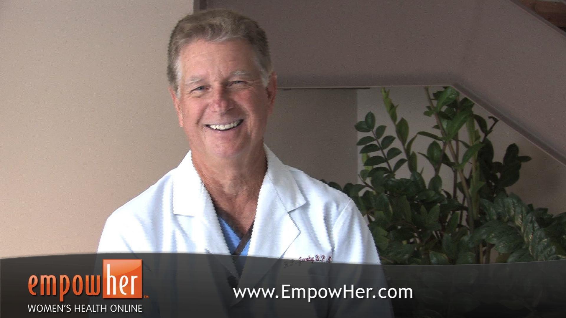 Dr. Jacoby introduces himself and describes toenail fungus and its treatment