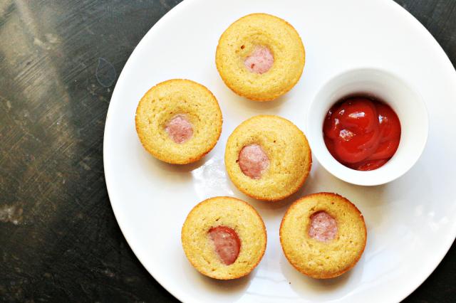 corn dog muffins