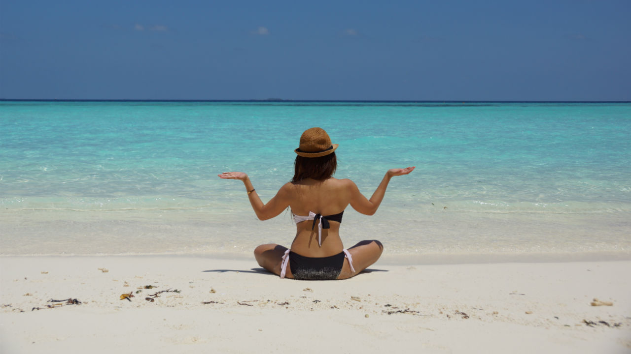 best yoga poses for travelers