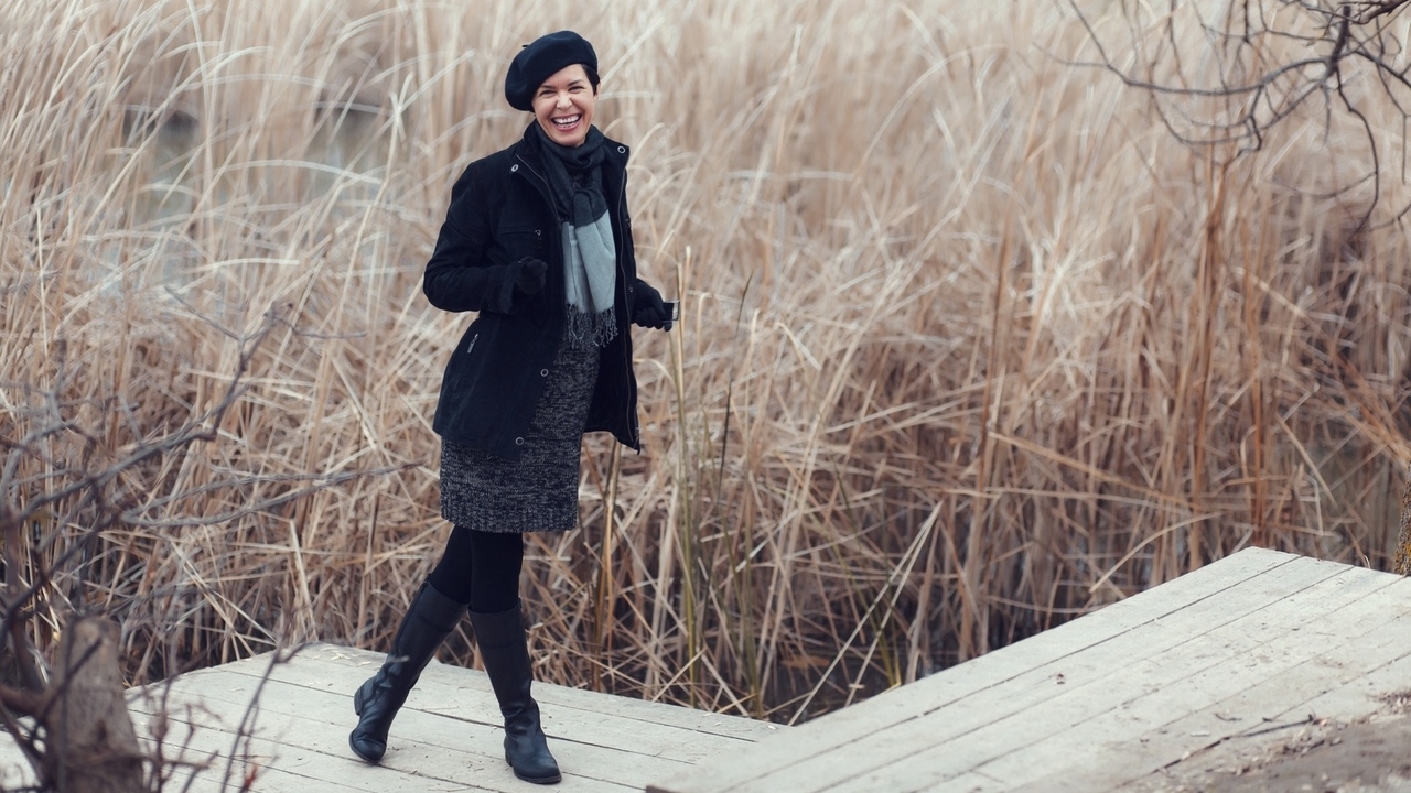 A 7-step Guide for the Older Woman: On Aging Gracefully