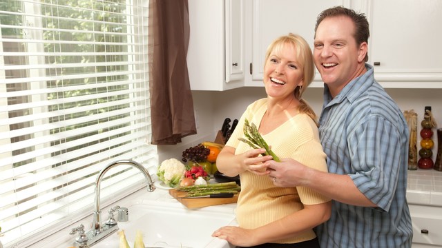 from muscle mass to mood swings: men's hormones should be checked