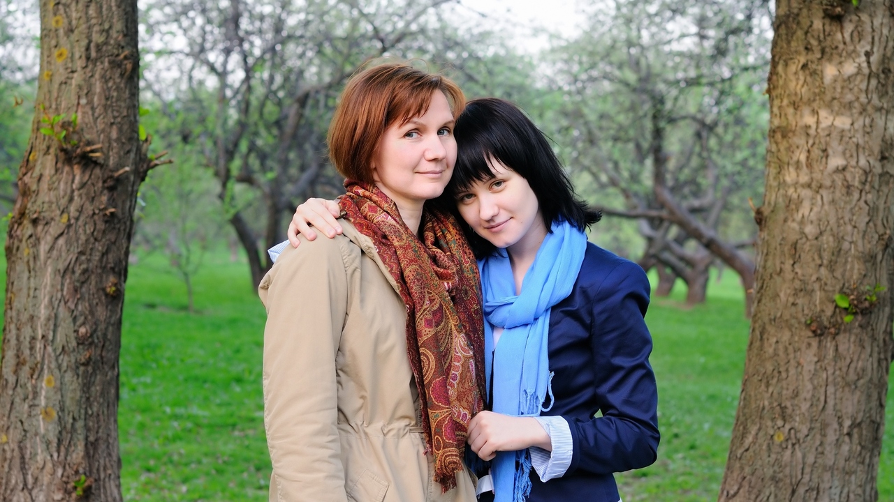 What Makes Menopause Worse? Having A Daughter In Puberty Too