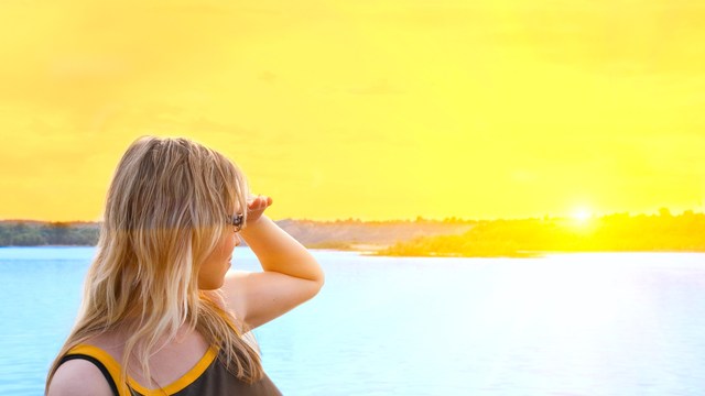practicing sun safety with EWG's sunscreen guide