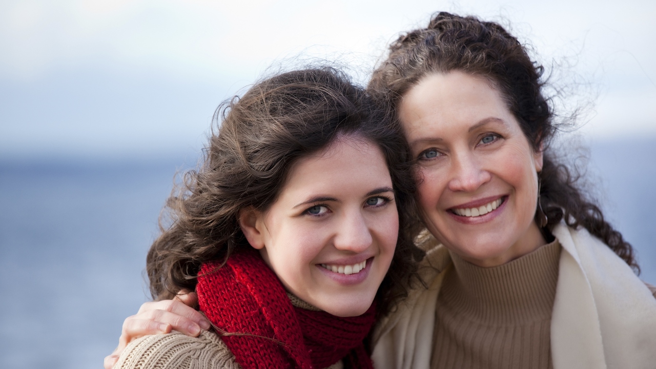 Supporting Your Mom During Menopause With These 3 Tips