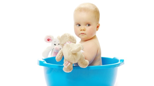 bathtime toddler tantrums? try these tips