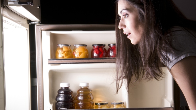 Weight Out of Control? 5 Eating Habits That May Be to Blame
