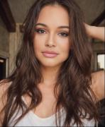 DiaaneSellers Picture